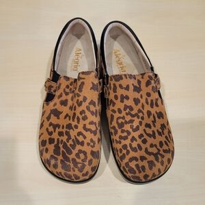 Alegria by PG Lite Keira Leopard Loafers - sz 39 EU